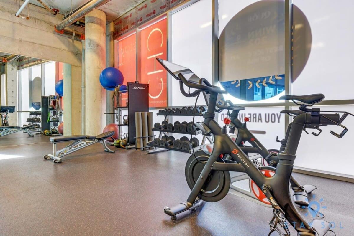 Perfect Relax - Rooftop Pool - Gym - Hot Tub Hollywood Ngoại thất bức ảnh