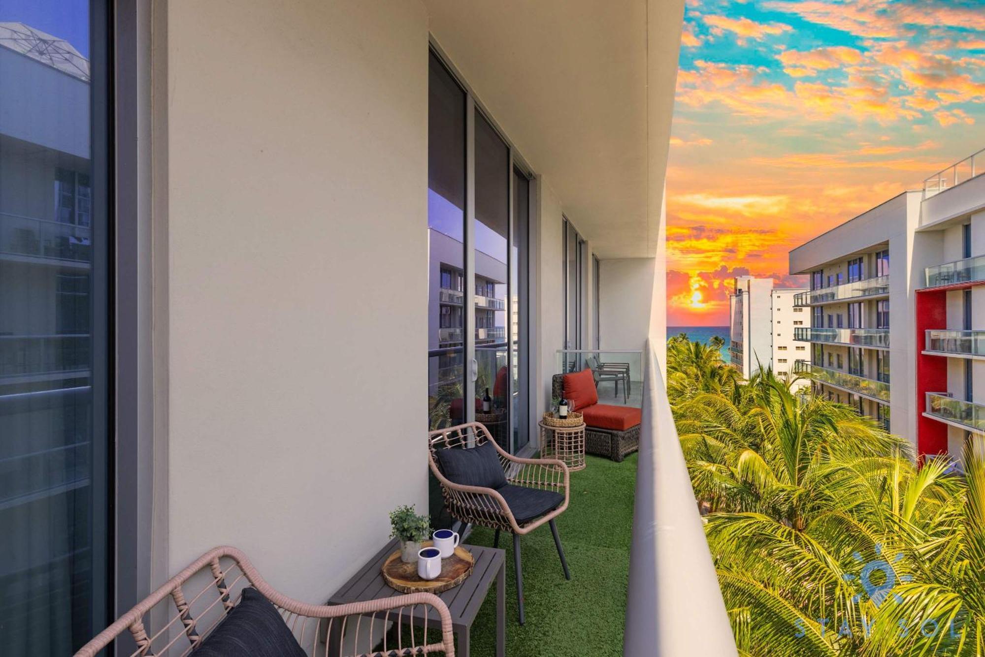 Perfect Relax - Rooftop Pool - Gym - Hot Tub Hollywood Ngoại thất bức ảnh